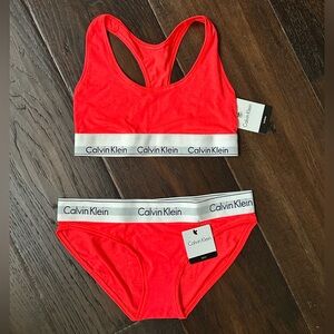Calvin Klein Bright Red/Coral Intimates Set